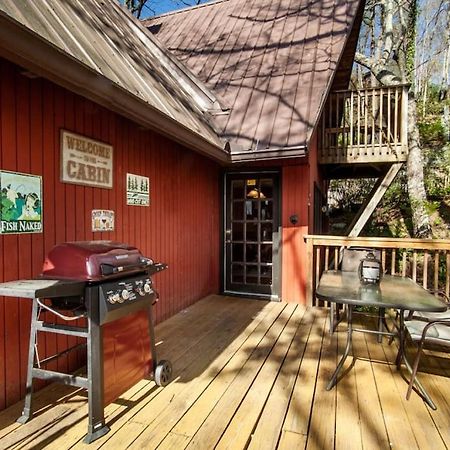 Bear View Chalet With Hot Tub And Near Ober Gatlinburg Extérieur photo