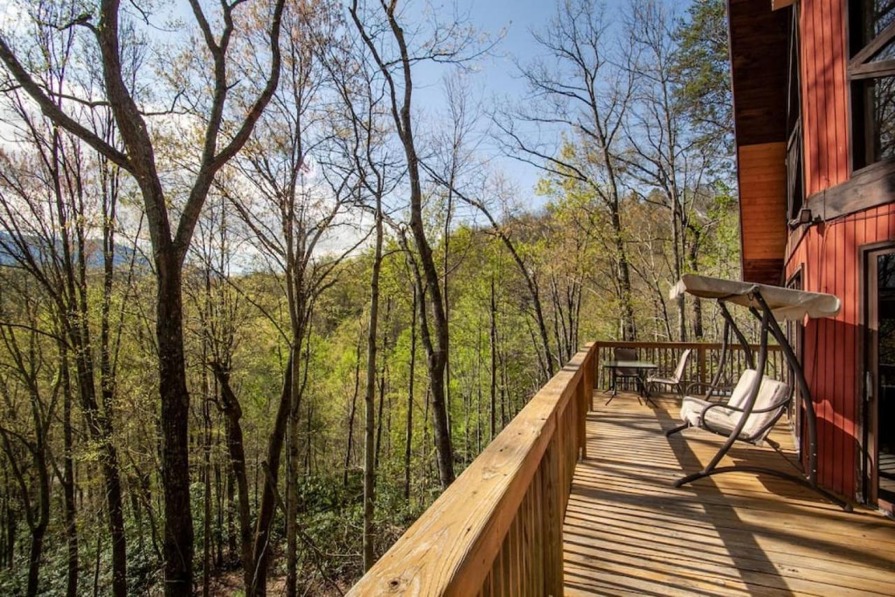 Bear View Chalet With Hot Tub And Near Ober Gatlinburg Extérieur photo