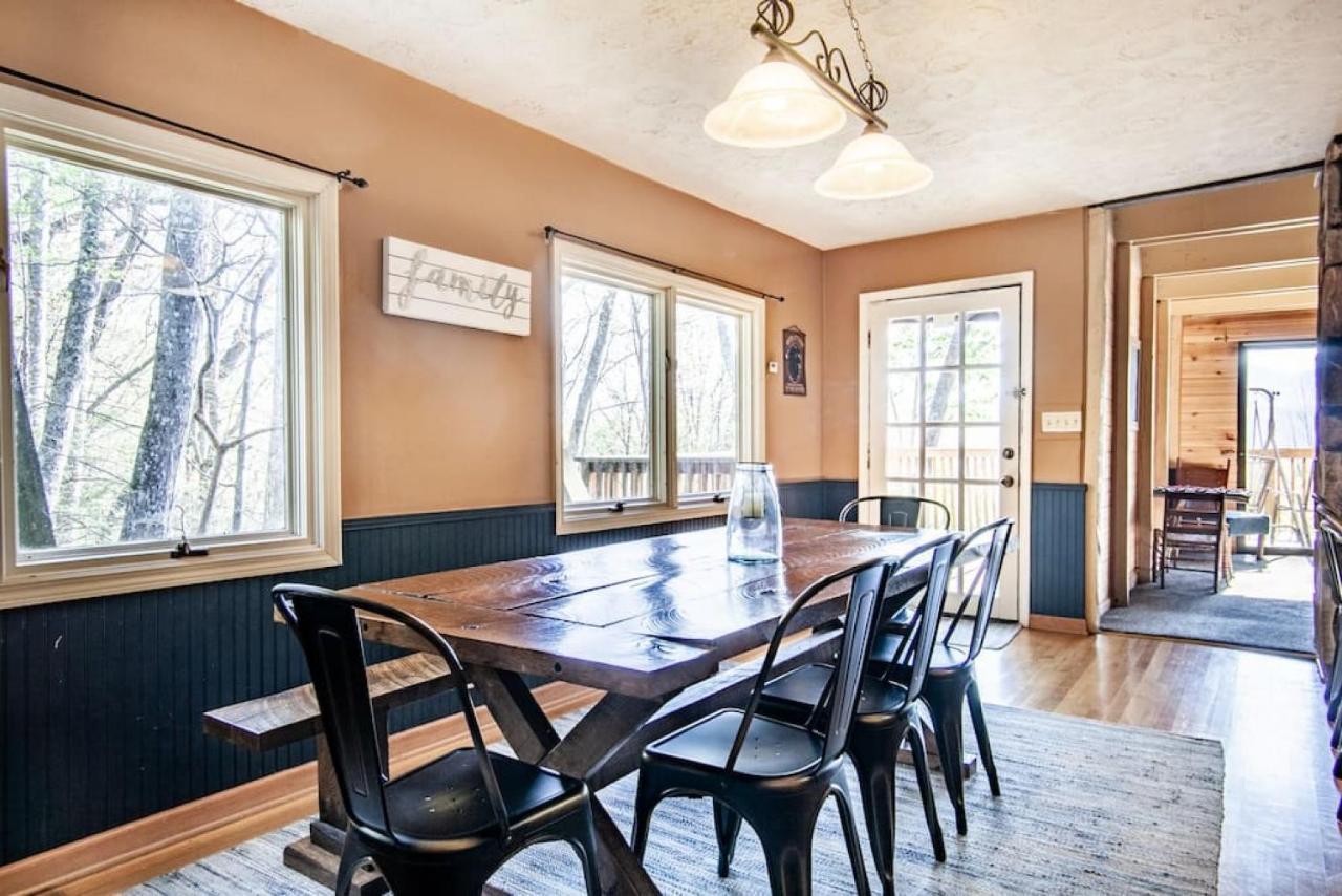 Bear View Chalet With Hot Tub And Near Ober Gatlinburg Extérieur photo