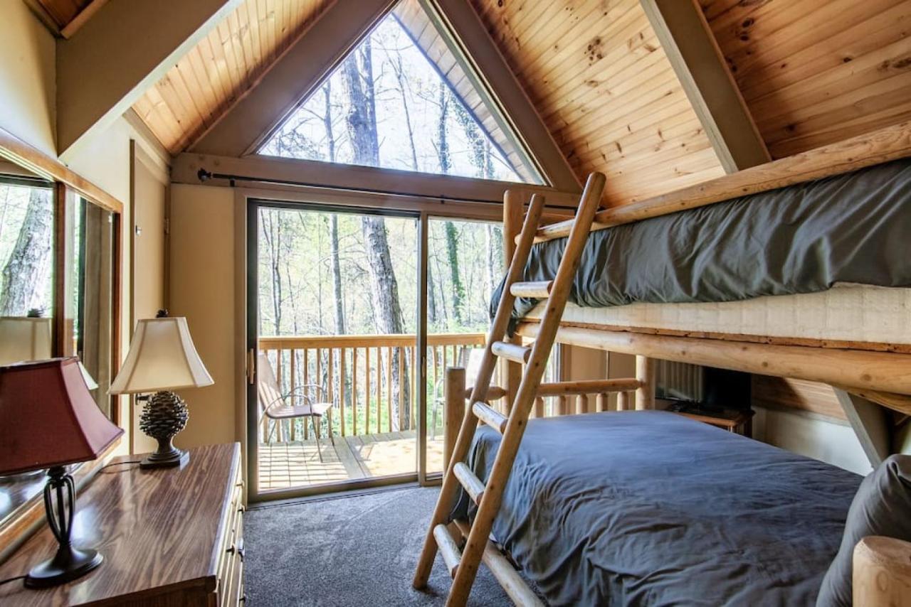 Bear View Chalet With Hot Tub And Near Ober Gatlinburg Extérieur photo